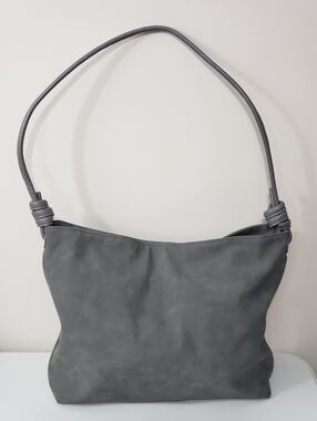 8 Other Reasons Betsy Slouch Tote in Stone